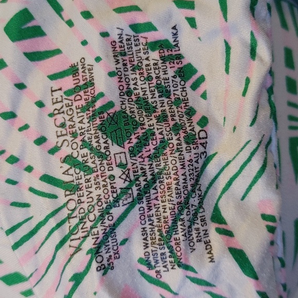 VS lined perfect coverage 34D - Picture 3 of 3